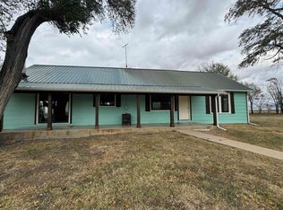 17493 102nd Rd, Burden, KS 67019