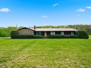 556 W Valley Dr, Kingsport, TN 37664