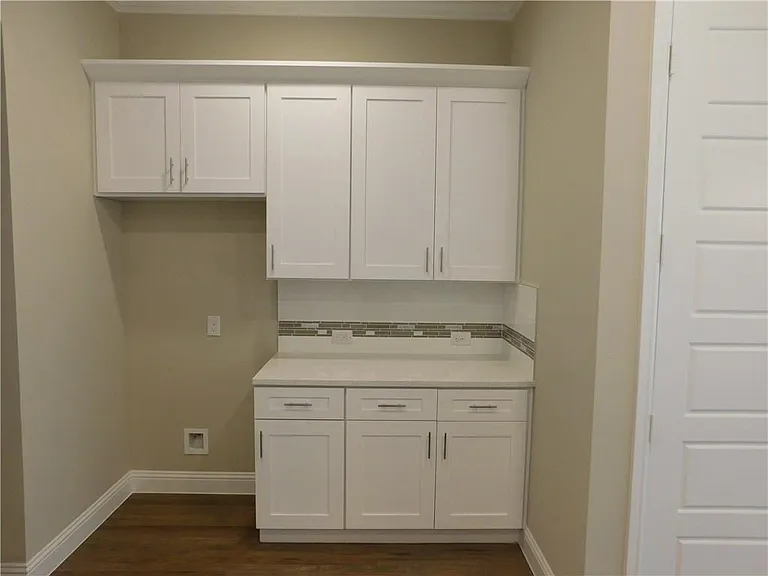 8454 Church St — Photo 7