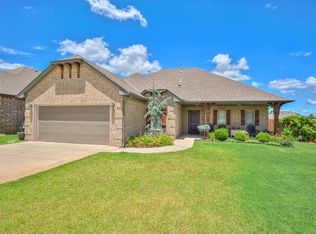 20535 Creekside Dr, Harrah, OK 73045