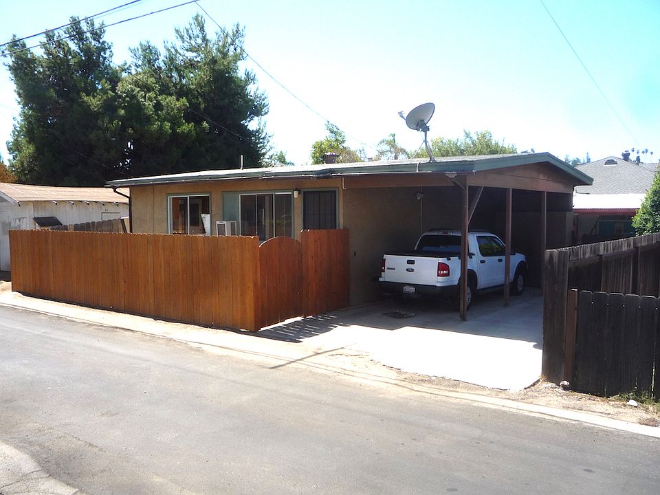 1st image of 4637 1/2 3rd St