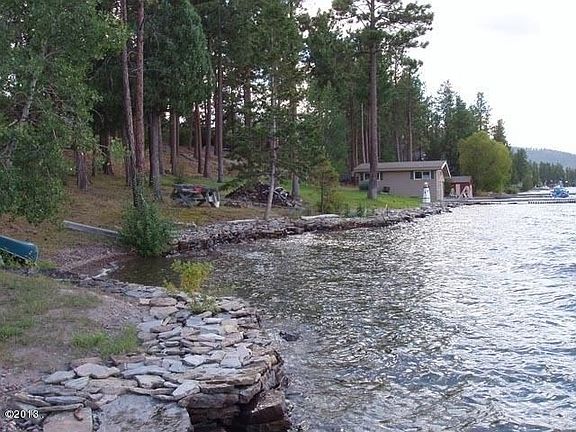 3rd image of 45354 Meadowlark Ln