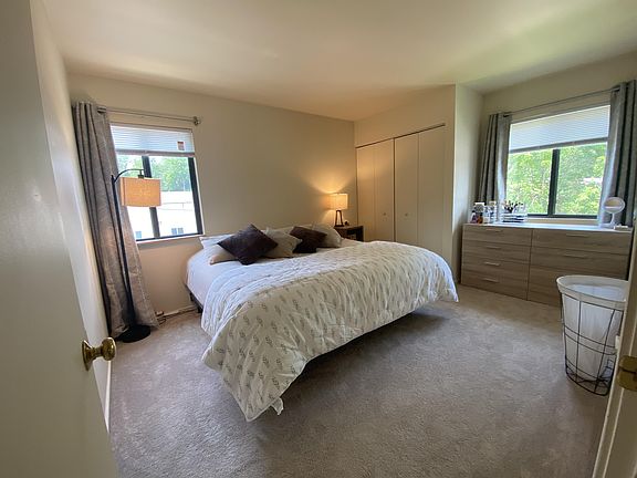 3rd image of 1000 Linden Ave #1-N312