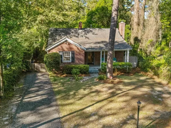 3947 Live Oak St, Columbia, SC 29205