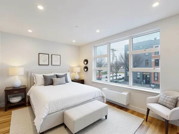 525 Union Avenue image 1 of 20