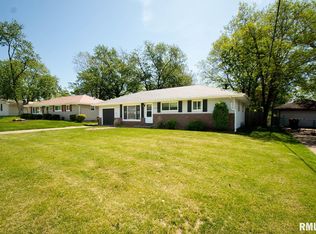 5530 N Renwood Ave, Peoria, IL