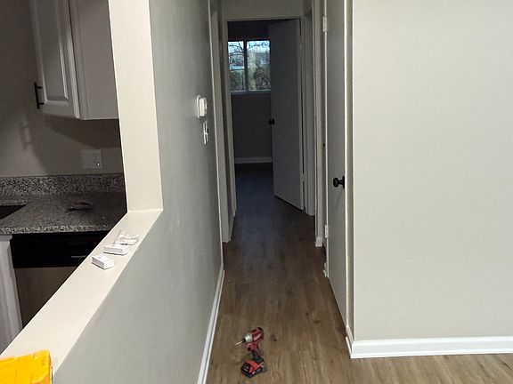 3rd image of 8329 Grandview Ln