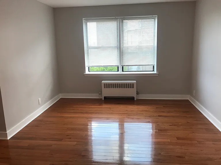 1104 Palisade Ave #4L — Photo 4