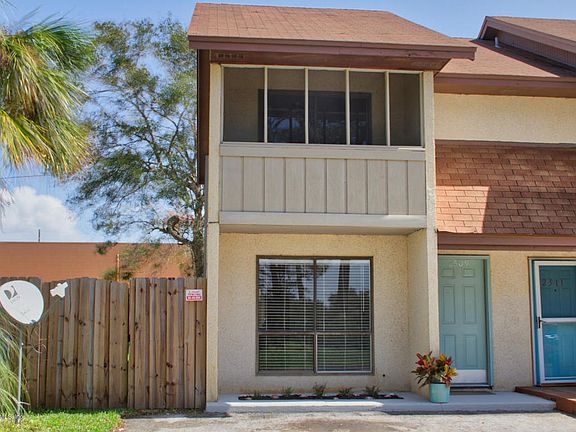 2nd image of 2509 Waters Edge Dr