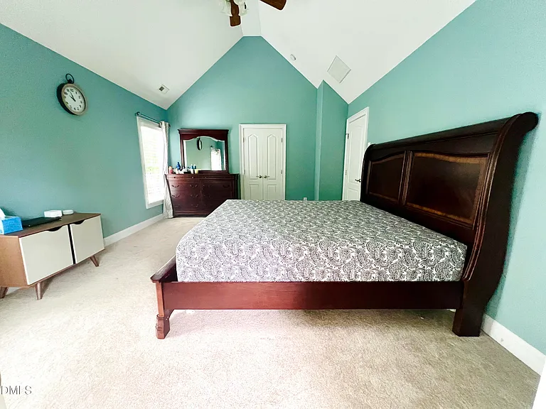 1073 Gold Rock Ln — Photo 17