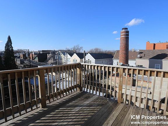 3rd image of 2540 N Southport Ave #1JA