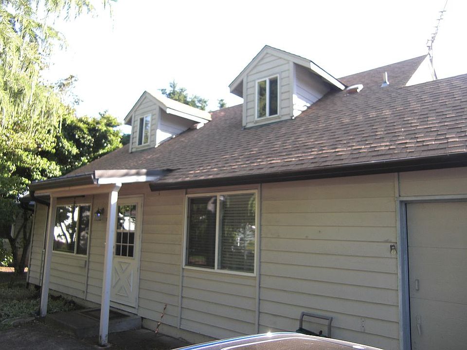 1st image of 7200 NE 121st Ave