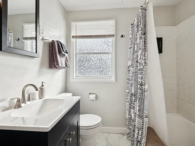 839 W 1300 S #A — Photo 3
