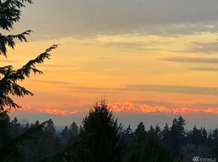 8810 NE 24th St, Clyde Hill, WA 98004