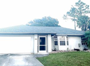 190 20th St SE, Naples, FL 34117