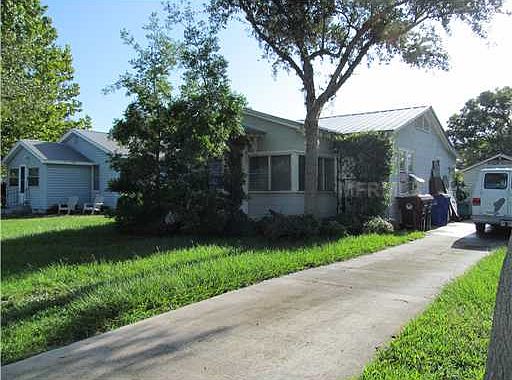 1st image of 815 Illinois Ave
