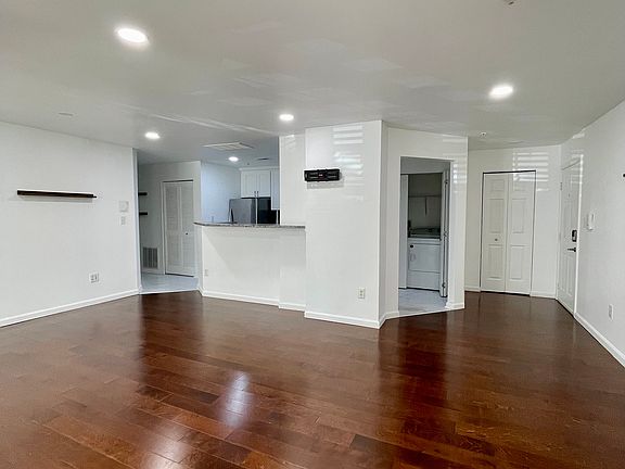 3rd image of 705 Harvest Run Dr APT 101