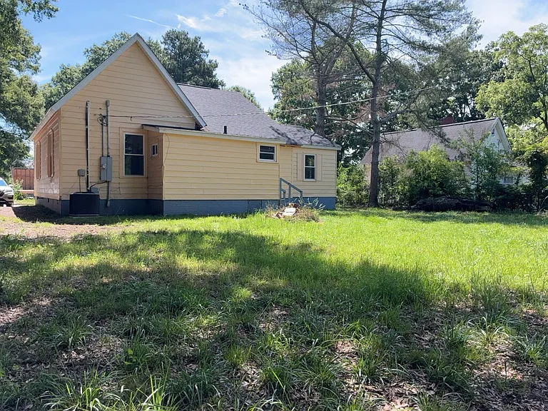 313 G St — Photo 19