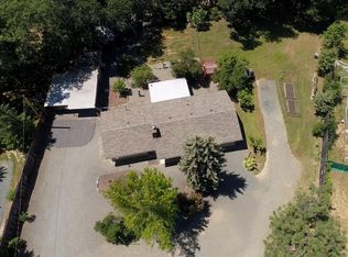 3300 Cloverlawn Dr, Grants Pass, OR 97527