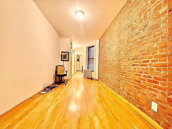 2nd image of 761 9th Ave #2B