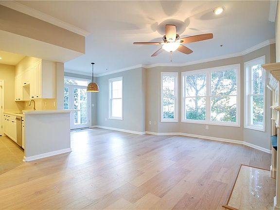 3rd image of 225 E Ponce De Leon Ave APT 325