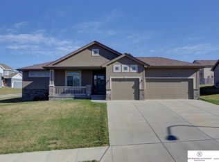 15416 Crown Point Ave, Omaha, NE 68116