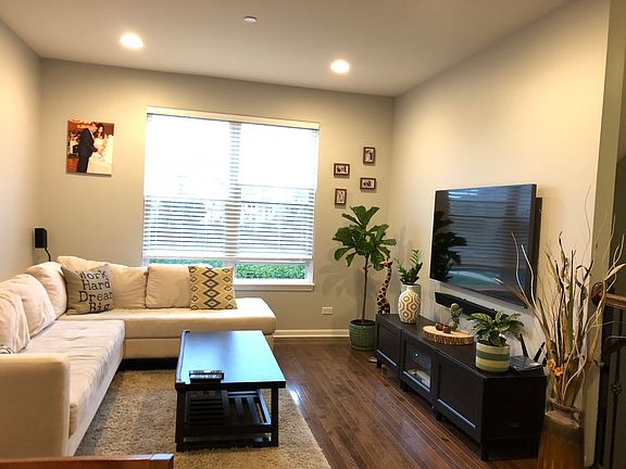 5th image of 1210 Evergreen Ave