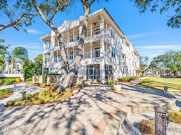 4th image of 1616 RIVER Road #101