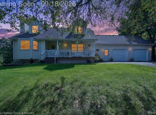 4442 McGunn Rd, Howell, MI 48843