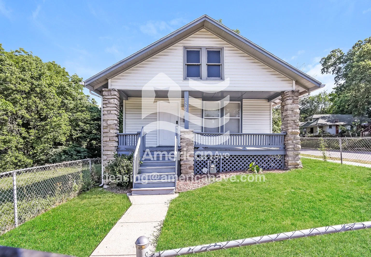 2 bed, 1.0 bath, 1344 sqft, $1,023 — Photo 1