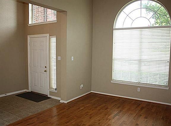 3rd image of 2537 Cross Haven Dr