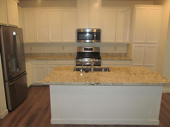 4th image of 5730 Sky Pointe Dr #157