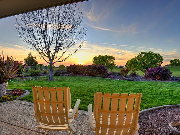 3rd image of 1258 Fairway Valley Ct