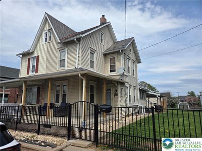 3204 S 2nd St, Whitehall, PA, 18052