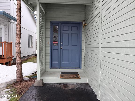 2nd image of 2330 Nash Cir