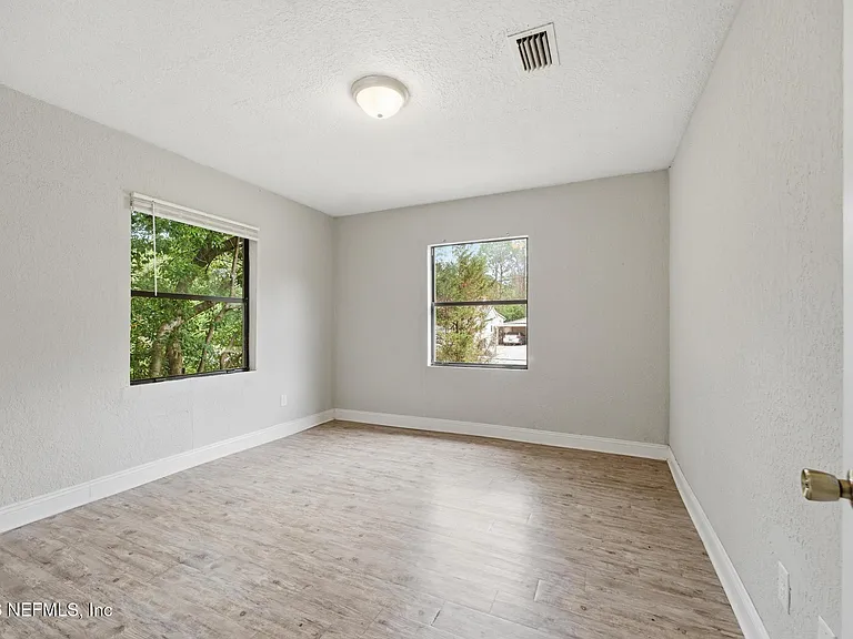 3055 2nd Street Cir — Photo 14