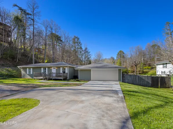 1189 Cole Ln, Gatlinburg, TN 37738