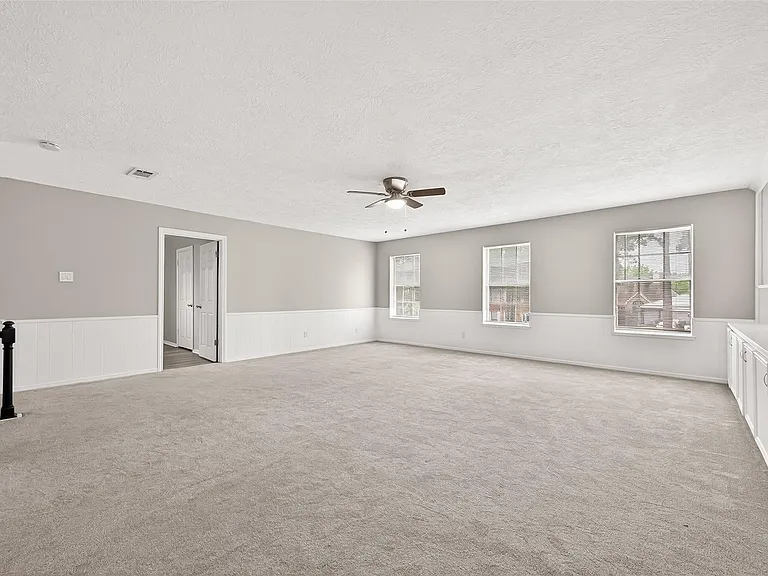 4230 Annawood Cir — Photo 16