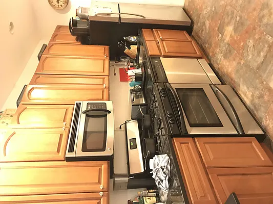 Rented by HH Realty | media 18