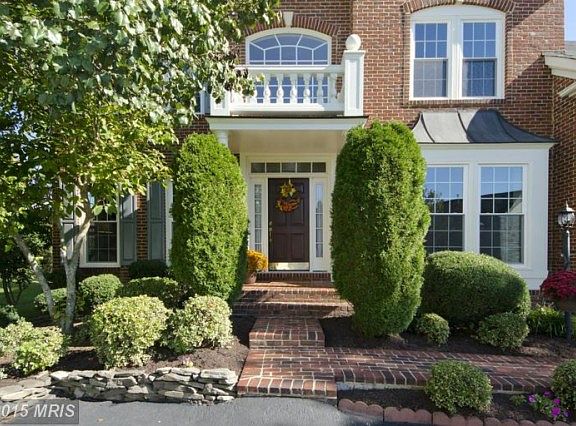2nd image of 12694 Valley Oaks Ct