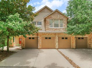 25 Scarlet Woods Ct, Spring, TX 77380