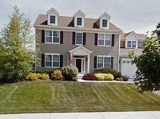 2284 Sanctuary Ct, Wauconda, IL 60084