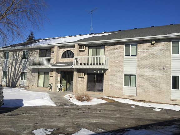 4th image of 2568 Stearns Way