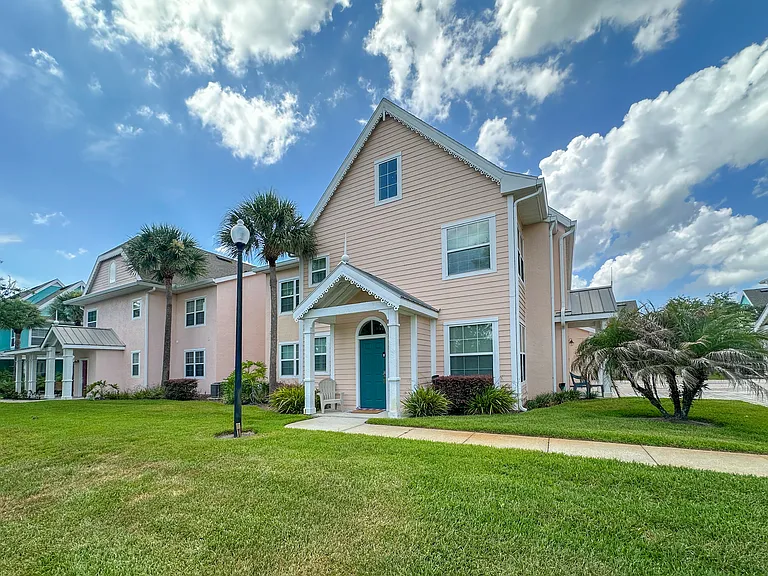 5006 Mangrove Aly #10-101 — Photo 1