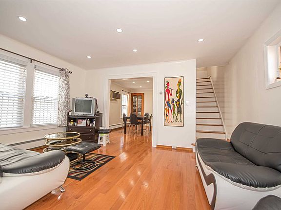 3rd image of 92-34 215th St