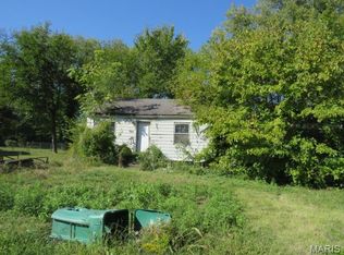 1633 N 50th St, East Saint Louis, IL 62204