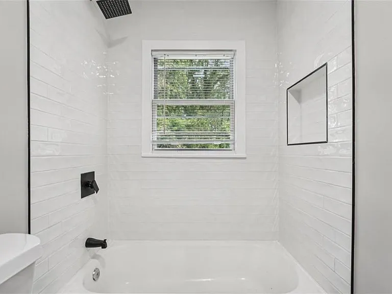 172 Meador Way SE — Photo 22
