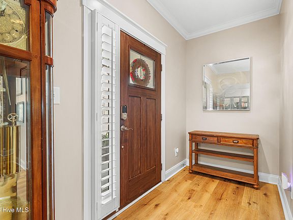 3rd image of 704 Fleming Court