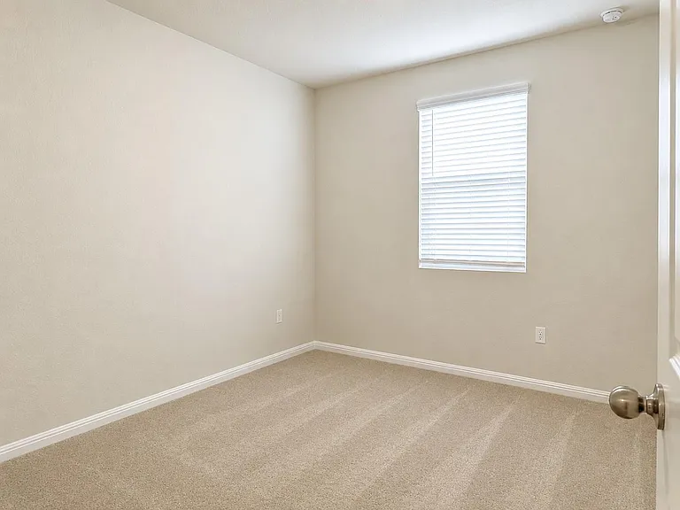 108 Coleto Trl — Photo 10