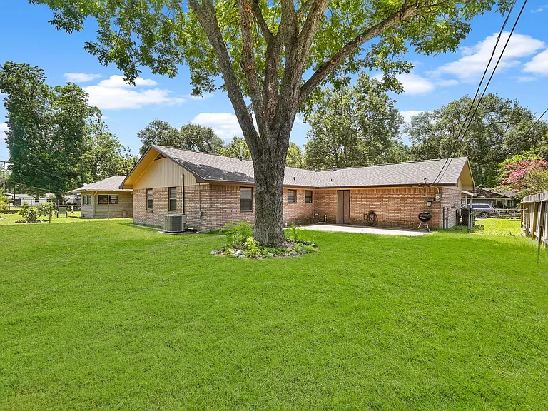 9514 Vilven Ln — Photo 18